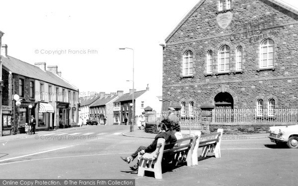 Photo of Pontarddulais, Hermon Square c.1965