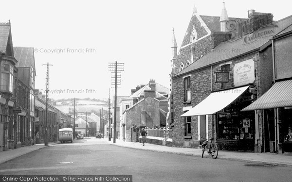 Photo Of Pontarddulais St Teilo Street C 1945
