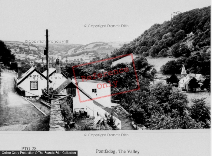 Photo of Pontfadog, The Valley c.1960