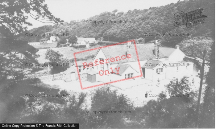 Photo of Pontfaen, Gwaun Valley School c.1955