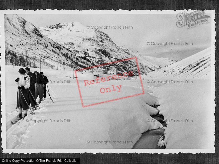 Photo of Pontresina, Skiers In Berninahauser c.1937
