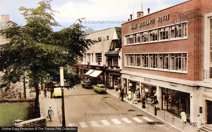 Photo of Pontypool, Commercial Street c.1960
