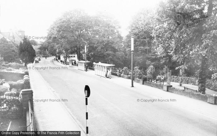 Photo of Pontypool, Hanbury Road c.1960
