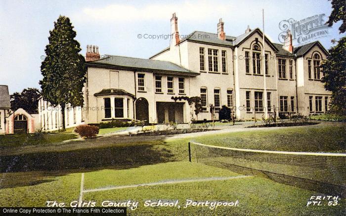 Photo of Pontypool, The Girls County School c.1960