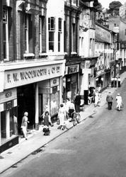 Woolworth's, George Street c.1960, Pontypool