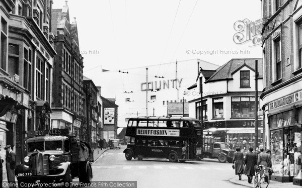 Photo of Pontypridd, Taff Street 1952