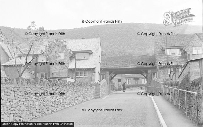 Photo of Pontywaun, The Arch, Garden Suburbs c.1957