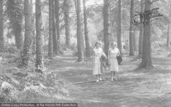 Photo of Poole, Branksome Chine, Ladies 1931