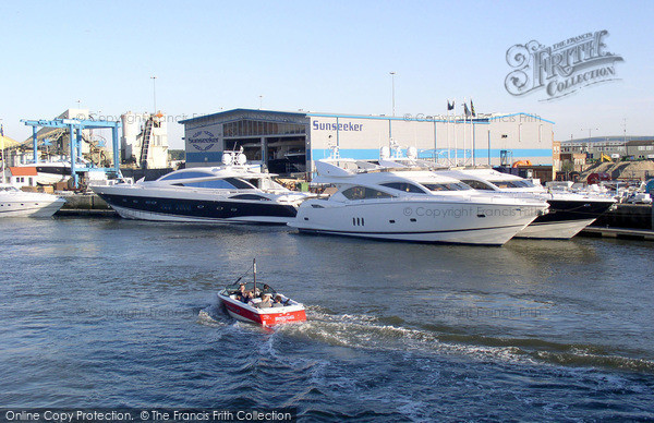 Photo of Poole, Luxury Sunseekers At Hamworthy 2004