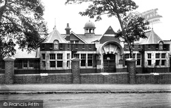 Secondary School 1908, Poole