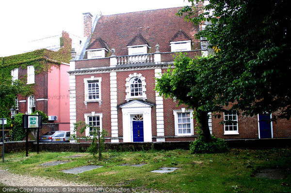 Photo of Poole, Thames Street, Poole House 2004