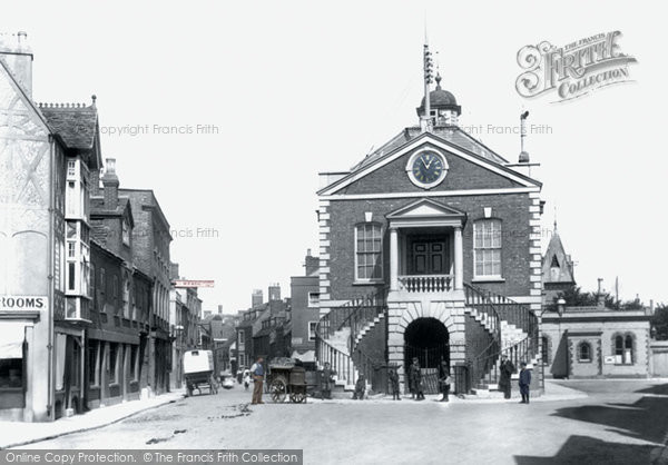 Photo of Poole, The Guildhall 1904