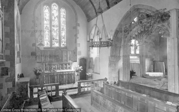 Photo of Porlock, Church Chancel And Harvington Monument 1931