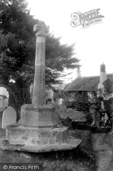 Old Cross In The Churchyard 1907, Porlock