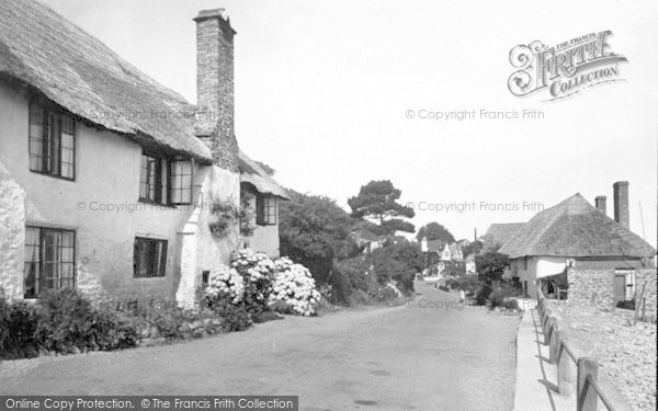 Photo of Porlock Weir, Old Cottages 1935
