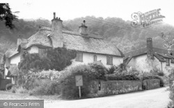 Thatched Cottages c.1960, Porlock Weir