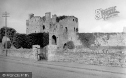Wester Kames Castle 1951, Port Bannatyne