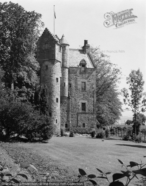 Photo of Port Bannatyne, Wester Kames Castle 1951