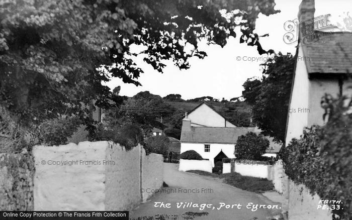 Photo of Port Eynon, The Village c.1950