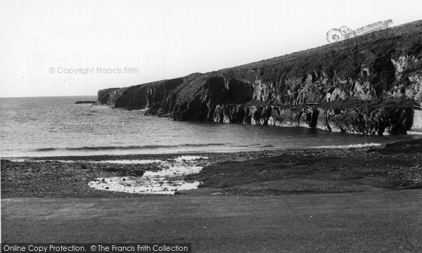 Photo of Port Gaverne, The Beach And Cliffs c.1955
