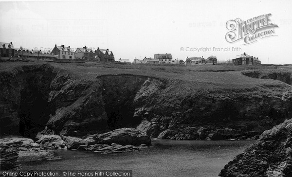 Photo of Port Gaverne, The Terrace c.1955