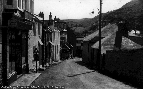 Photo of Port Isaac, Fore Street c.1955