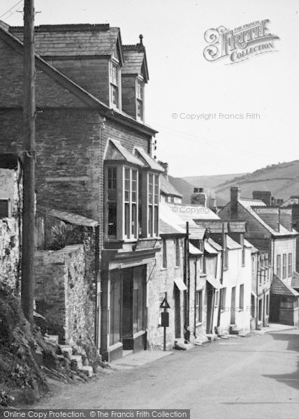 Photo of Port Isaac, Fore Street c.1955