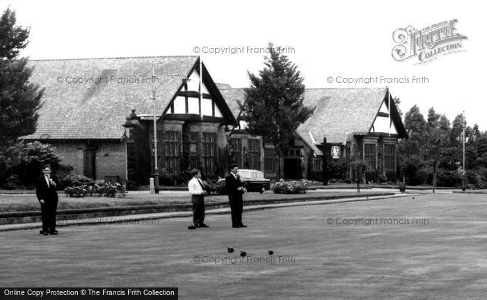 Photo of Port Sunlight, Bolton Road Bowling Green c.1965
