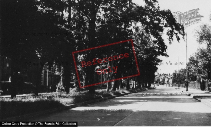 Photo of Port Sunlight, Old Chester Road c.1955