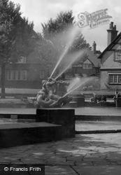 The Fountain c.1955, Port Sunlight