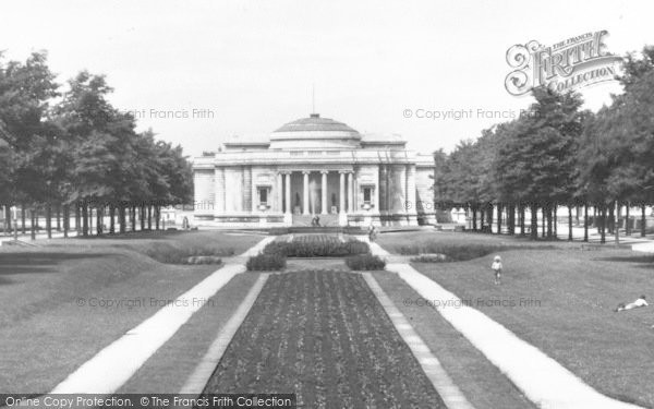 Photo of Port Sunlight, The Lady Lever Art Gallery c.1955