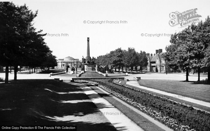 Photo of Port Sunlight, The Town c.1955