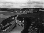 1925, Porth