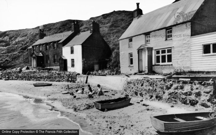 Photo of Porth Dinllaen, c.1960