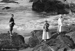 On The Rocks 1918, Porth