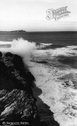 Rough Sea c.1965, Porth