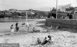 The Beach c.1965, Porth