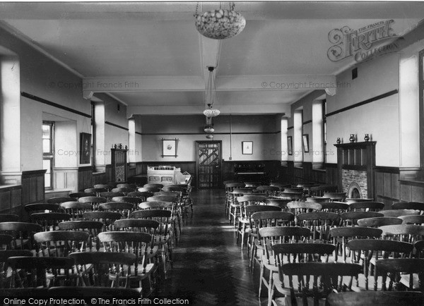 Photo of Porthcawl, The Assembly Hall, The Rest c.1936