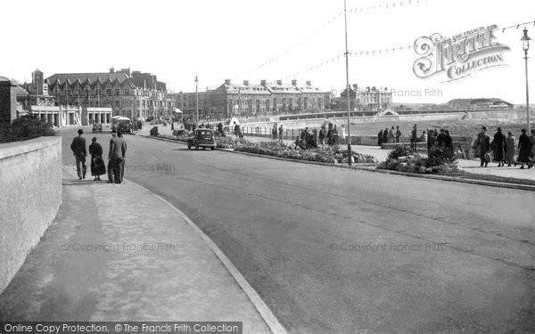 Photo of Porthcawl, The Front 1938