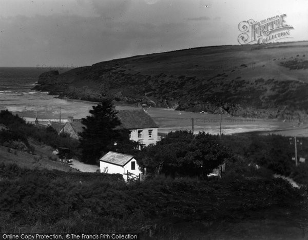 Photo of Porthcothan, Beach Cottage 1937