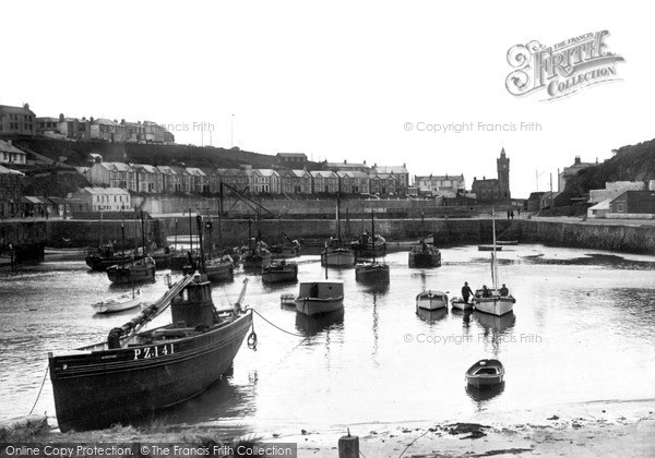 Photo of Porthleven, The Harbour c.1933