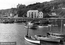 The Harbour c.1933, Porthleven