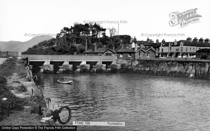 Photo of Porthmadog, c.1960