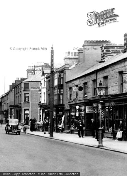 Photo of Porthmadog, High Street 1933