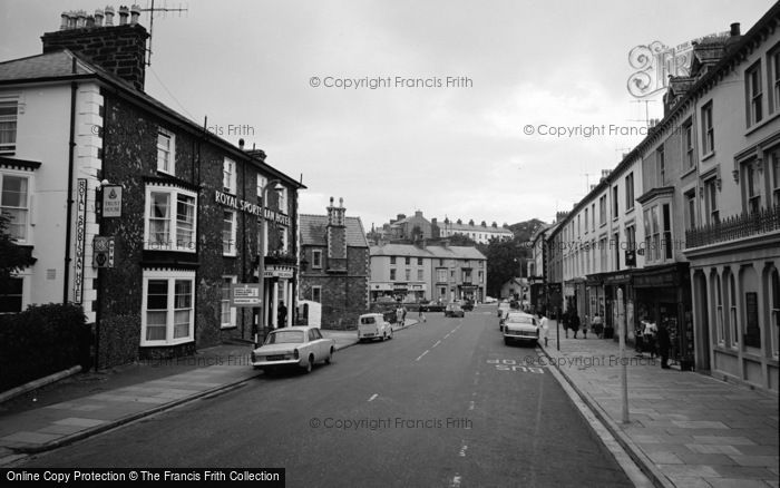Photo of Porthmadog, Lower High Street 1966