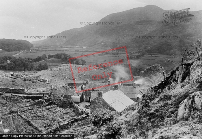 Photo of Porthmadog, The Valley 1925