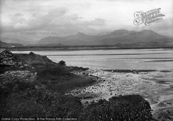 Photo of Porthmadog, View From The Embankment 1921