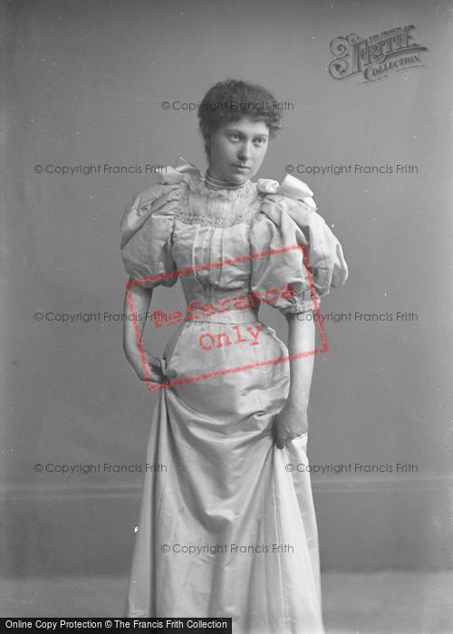Photo of Portraiture, Miss Brook, College Green, East Pennard 1896