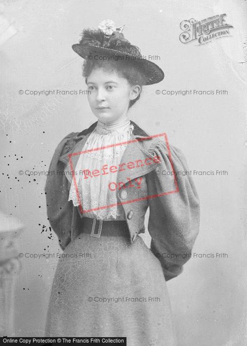 Photo of Portraiture, Miss Cuff, Hazlegrove Sparkford c.1895