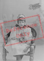 Miss E Fernandez 1896, Portraiture